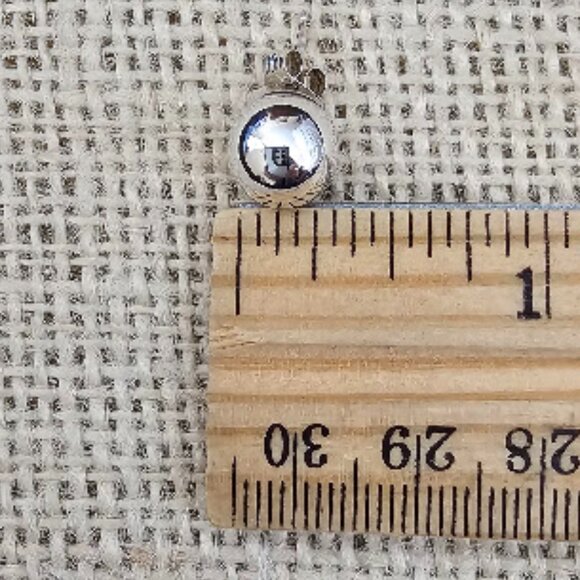 Silpada Rich Abundance Earrings (item P3037) - Picture 7 of 8